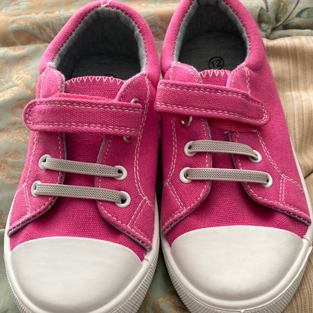 Girls shoe size 12